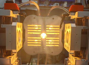 “專精特新企業(yè)”朗普光電—16 年深耕特種光源，賦能科研紅外線加熱全場景需求